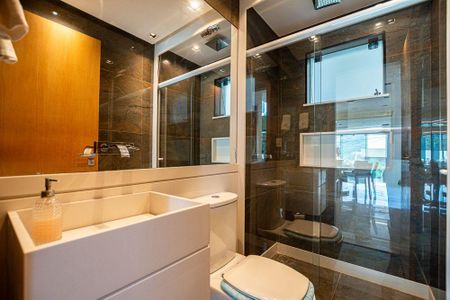 Casa à venda com 298m², 4 quartos e 2 vagas