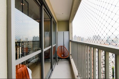 Varanda de kitnet/studio para alugar com 1 quarto, 28m² em Centro, Guarulhos