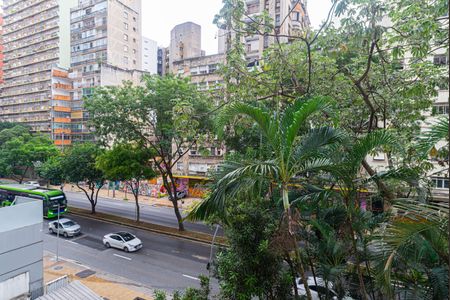 Vista da Sala de apartamento para alugar com 2 quartos, 75m² em Bela Vista, São Paulo