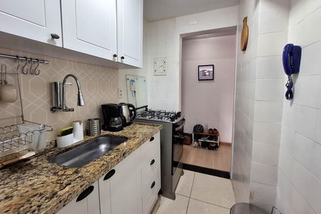 Apartamento à venda com 55m², 2 quartos e 1 vagaCozinha