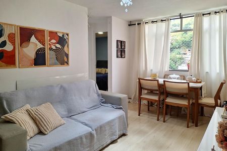 Apartamento à venda com 55m², 2 quartos e 1 vagaSala