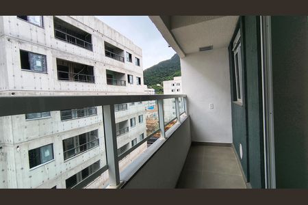 Apartamento para alugar com 60m², 2 quartos e 1 vaga Apartamento para alugar com 60m², 2 quartos e 1 vagaVaranda