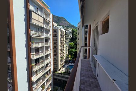 Apartamento à venda com 80m², 2 quartos e 1 vaga
