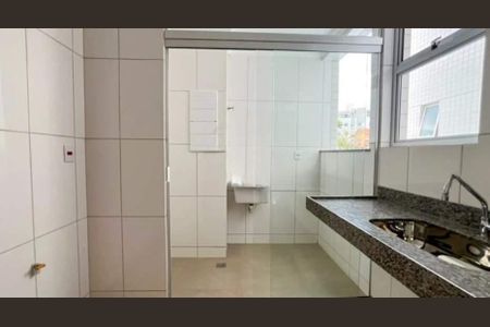 Apartamento à venda com 105m², 3 quartos e 4 vagas