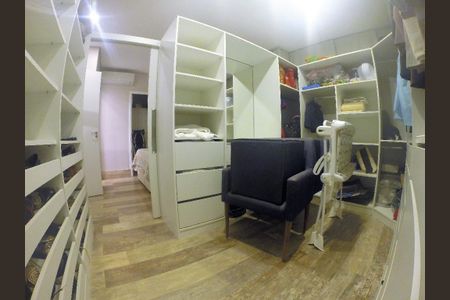 Apartamento à venda com 174m², 4 quartos e 2 vagas