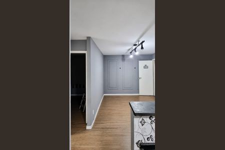 Sala de apartamento para alugar com 2 quartos, 45m² em Água Chata, Guarulhos