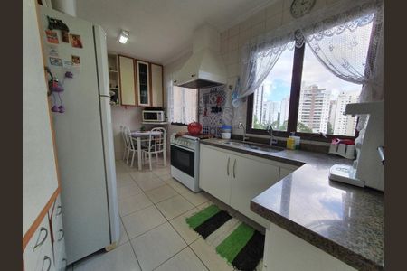 Apartamento à venda com 146m², 3 quartos e 3 vagas
