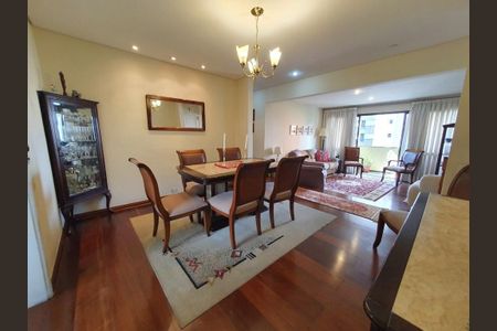 Apartamento à venda com 146m², 3 quartos e 3 vagas