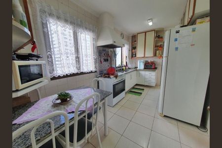 Apartamento à venda com 146m², 3 quartos e 3 vagas