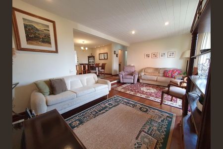 Apartamento à venda com 146m², 3 quartos e 3 vagas