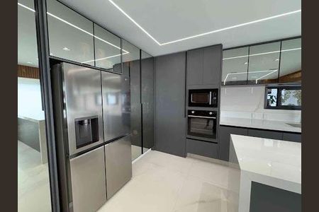 Apartamento à venda com 115m², 2 quartos e 3 vagas