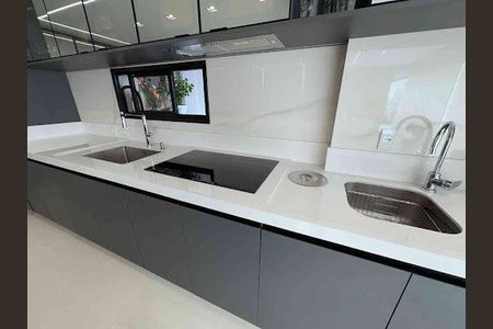 Apartamento à venda com 115m², 2 quartos e 3 vagas