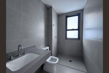 Casa à venda com 3 quartos, 230m² em Centro Empresarial Tamboré, Santana de Parnaíba