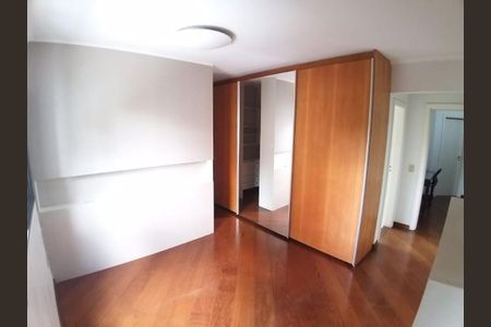 Apartamento à venda com 3 quartos, 192m² em Vila Suzana, São Paulo