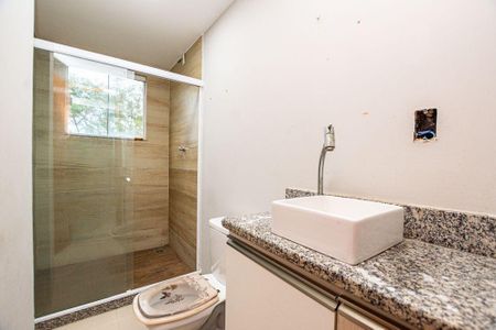 Casa à venda com 472m², 4 quartos e 2 vagas