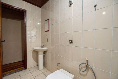 Casa à venda com 472m², 4 quartos e 2 vagas