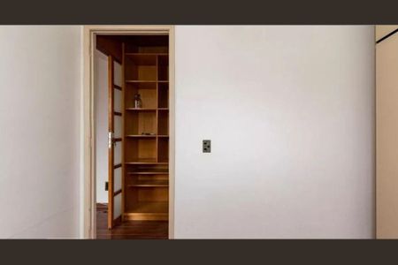 Apartamento à venda com 38m², 1 quarto e 1 vaga