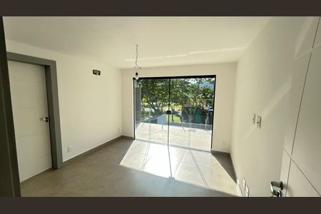 Casa à venda com 480m², 5 quartos e 2 vagas