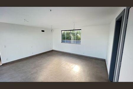 Casa à venda com 480m², 5 quartos e 2 vagas
