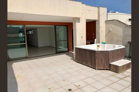Apartamento à venda com 150m², 1 quarto e 4 vagas