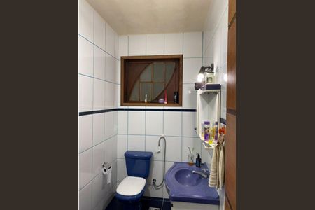 Casa à venda com 240m², 3 quartos e 1 vaga