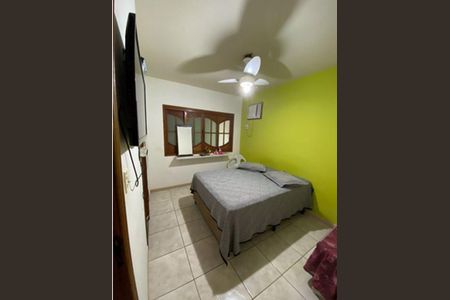 Casa à venda com 240m², 3 quartos e 1 vaga