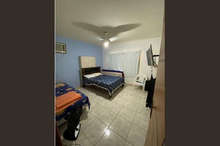 Casa à venda com 240m², 3 quartos e 1 vaga