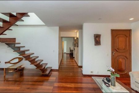 Apartamento à venda com 370m², 3 quartos e 2 vagas