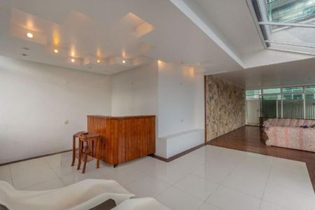 Apartamento à venda com 370m², 3 quartos e 2 vagas