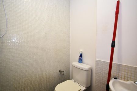 Apartamento à venda com 120m², 2 quartos e 2 vagas Apartamento à venda com 120m², 2 quartos e 2 vagasbanheiro de serviço