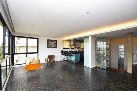 Apartamento à venda com 120m², 2 quartos e 2 vagas Apartamento à venda com 120m², 2 quartos e 2 vagasSala