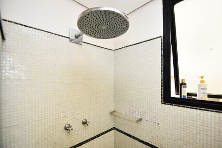 Apartamento à venda com 120m², 2 quartos e 2 vagas Apartamento à venda com 120m², 2 quartos e 2 vagasbanheiro quarto 2