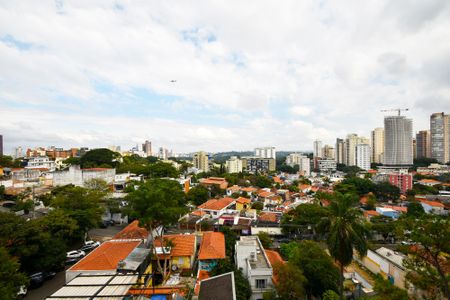 vista Sala de apartamento à venda com 2 quartos, 120m² em Vila Madalena, São Paulo