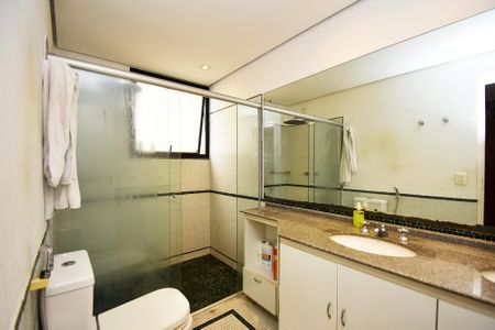 Apartamento à venda com 120m², 2 quartos e 2 vagas Apartamento à venda com 120m², 2 quartos e 2 vagasbanheiro quarto 2