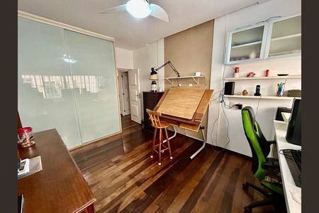 Apartamento à venda com 4 quartos, 230m² em Copacabana, Rio de Janeiro