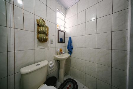 Casa para alugar com 43m², 1 quarto e 1 vaga Casa para alugar com 43m², 1 quarto e 1 vagaBanheiro