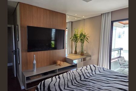 Apartamento à venda com 156m², 3 quartos e 4 vagas