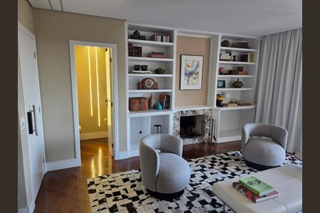 Apartamento à venda com 156m², 3 quartos e 4 vagas