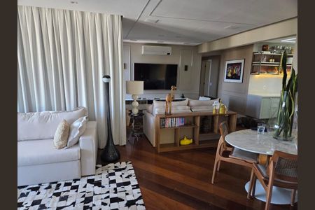 Apartamento à venda com 156m², 3 quartos e 4 vagas