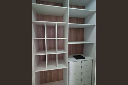 Apartamento à venda com 80m², 2 quartos e 1 vaga