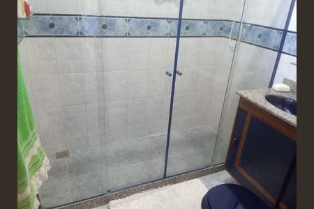 Casa à venda com 290m², 4 quartos e sem vaga