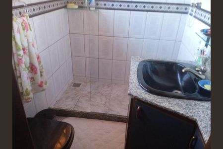 Casa à venda com 290m², 4 quartos e sem vaga
