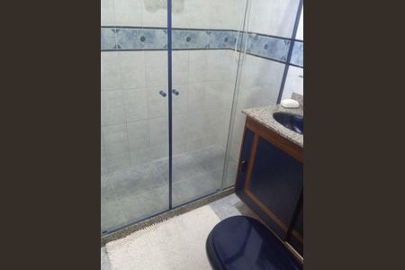 Casa à venda com 290m², 4 quartos e sem vaga