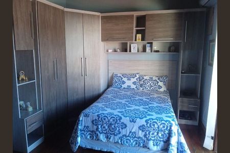 Casa à venda com 290m², 4 quartos e sem vaga