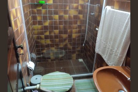 Casa à venda com 290m², 4 quartos e sem vaga