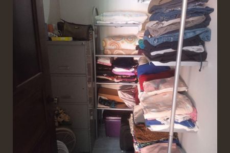 Casa à venda com 290m², 4 quartos e sem vaga