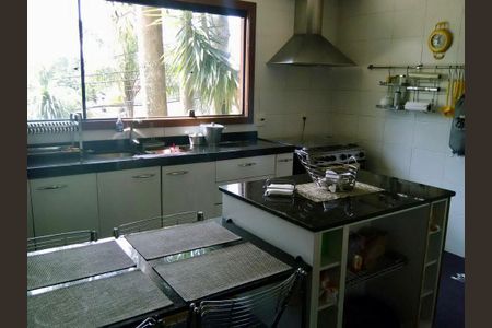 Casa à venda com 3 quartos, 215m² em Vila Progresso, Niterói