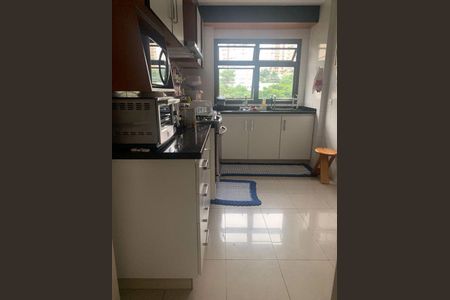 Apartamento à venda com 143m², 3 quartos e 2 vagas