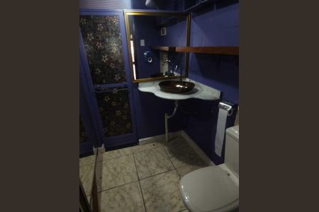 Casa de condomínio para alugar com 250m², 2 quartos e 2 vagas