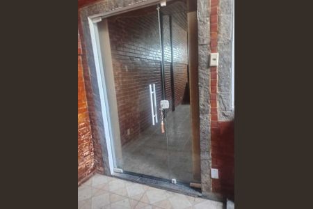 Casa de condomínio para alugar com 250m², 2 quartos e 2 vagas